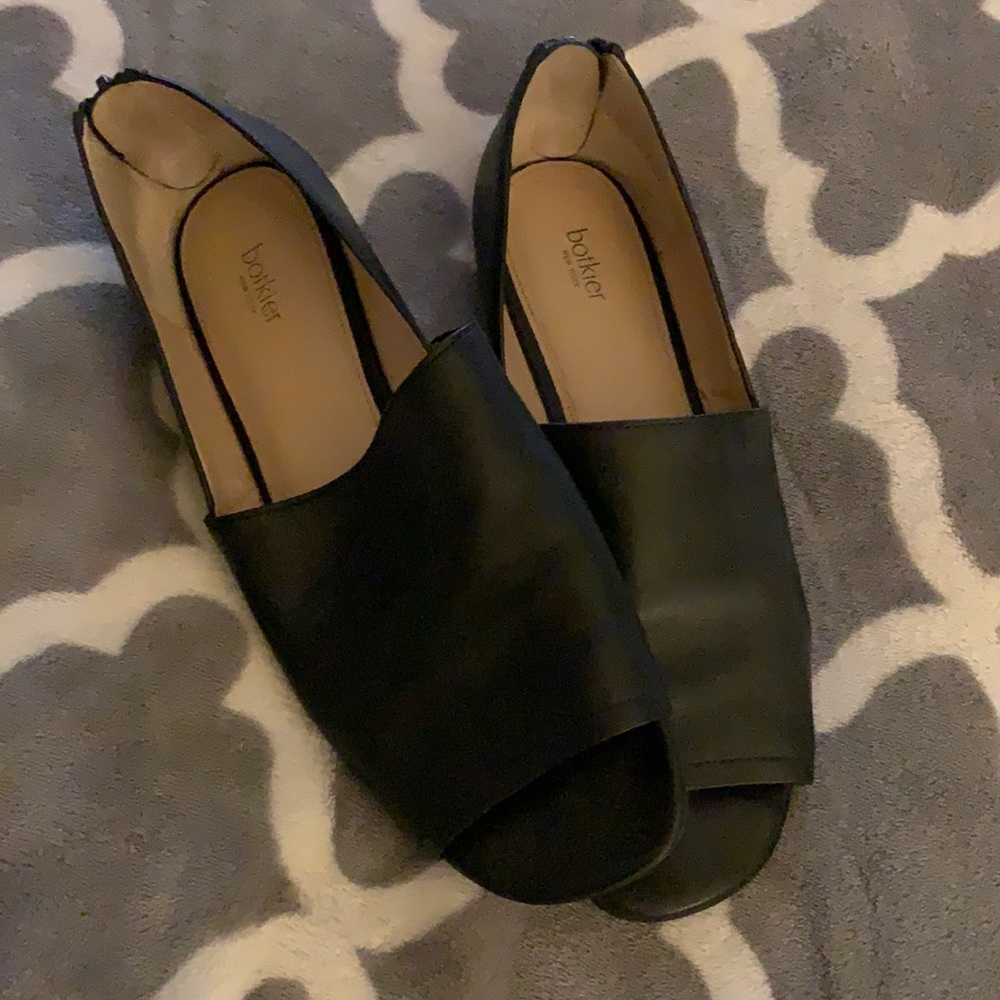 Black Open Toe Flats